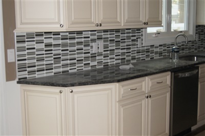 beautiful kitchen counter installtion